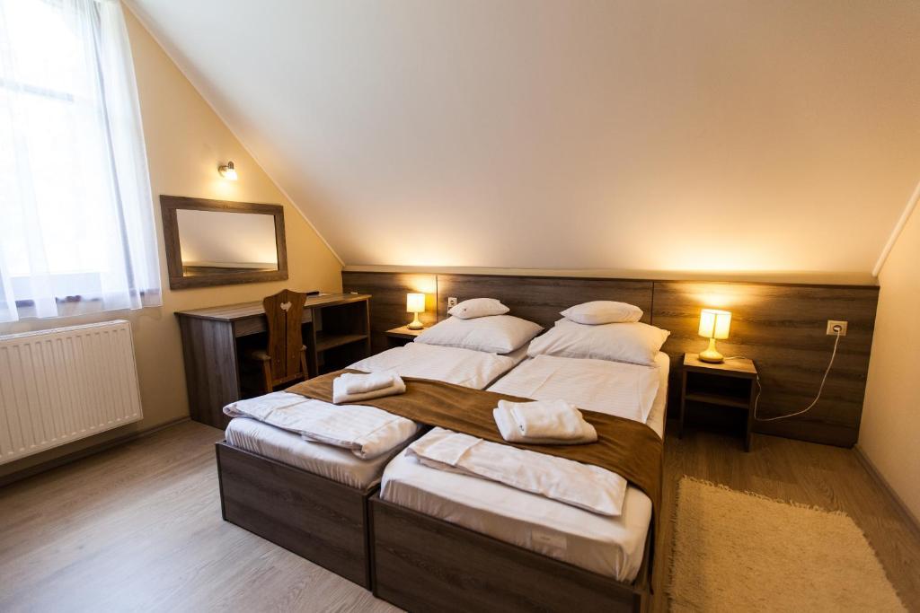 Bed and Breakfast Piroska Csárda és Panzió Siófok Exterior foto