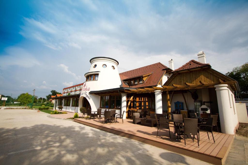 Bed and Breakfast Piroska Csárda és Panzió Siófok Exterior foto